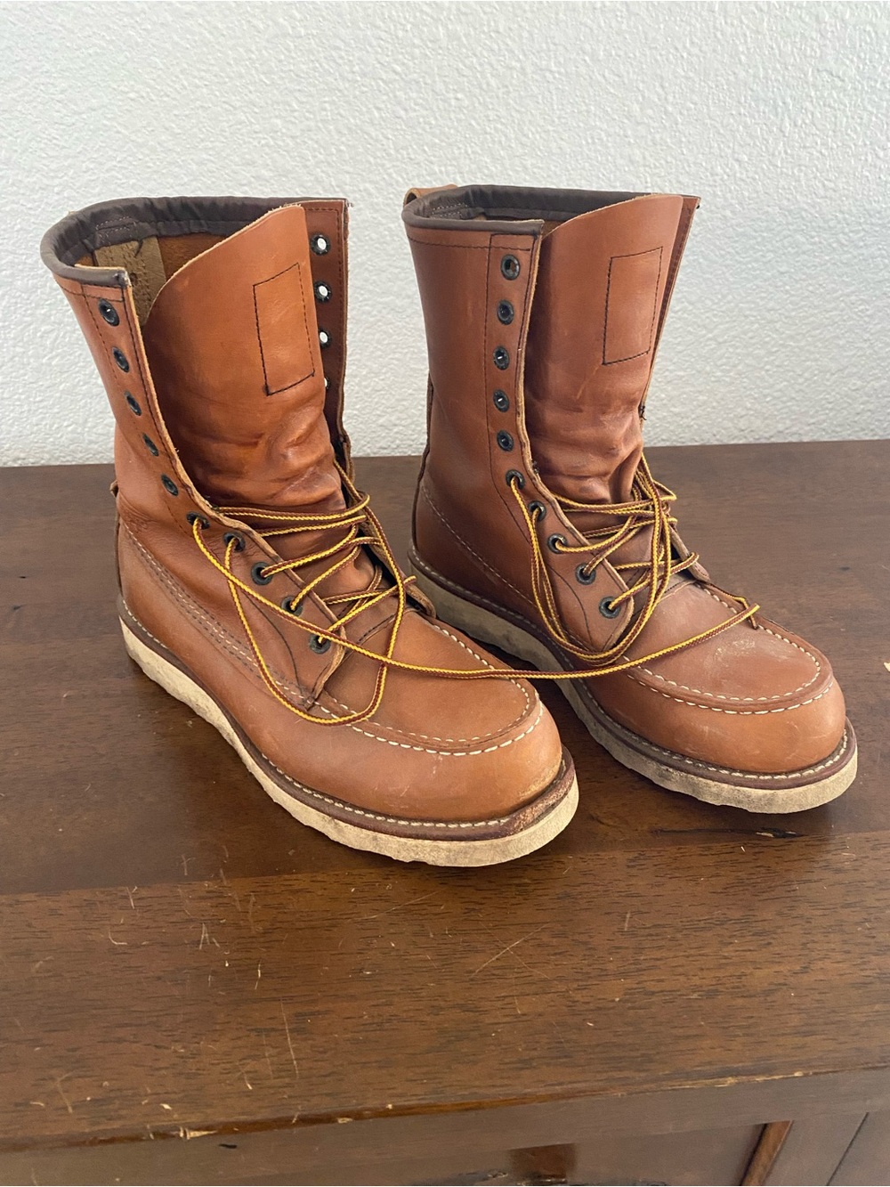 Red Wing Shoes Tan/Brown Leather Moc Toe Lace-Up Work Boots